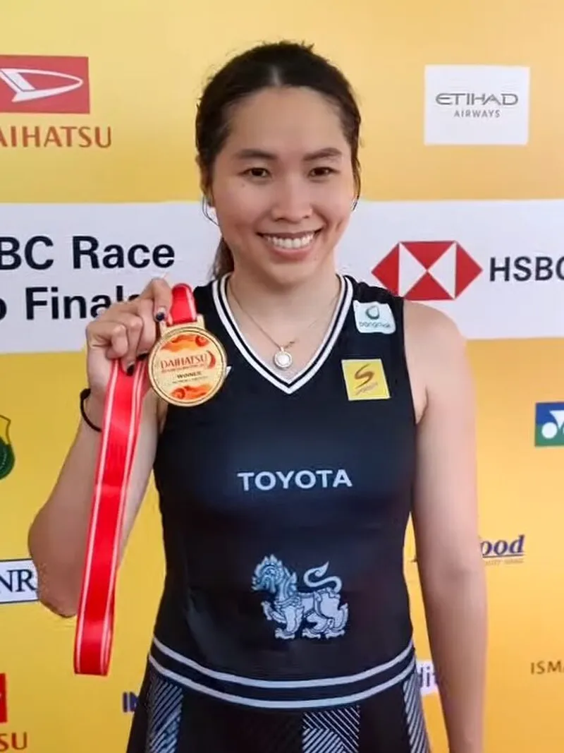Ratchanok Intanon Net Worth 2026 - How Thailand's Badminton Queen Built Her Fortune